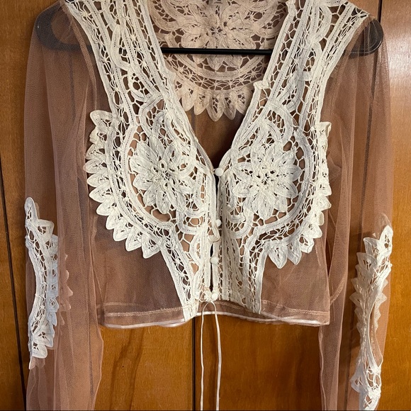 Rare For Love and Lemons Penelope Lace Sheer Crop Top M - Picture 8 of 15